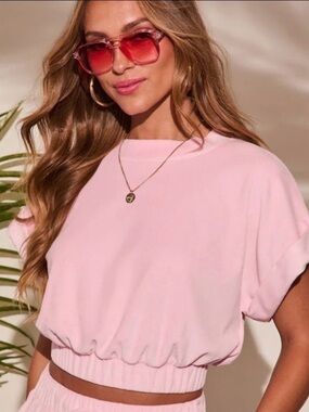 Vici Blush Pink Geniva Cropped Cozy Top Short Sleeve Size Small Velour